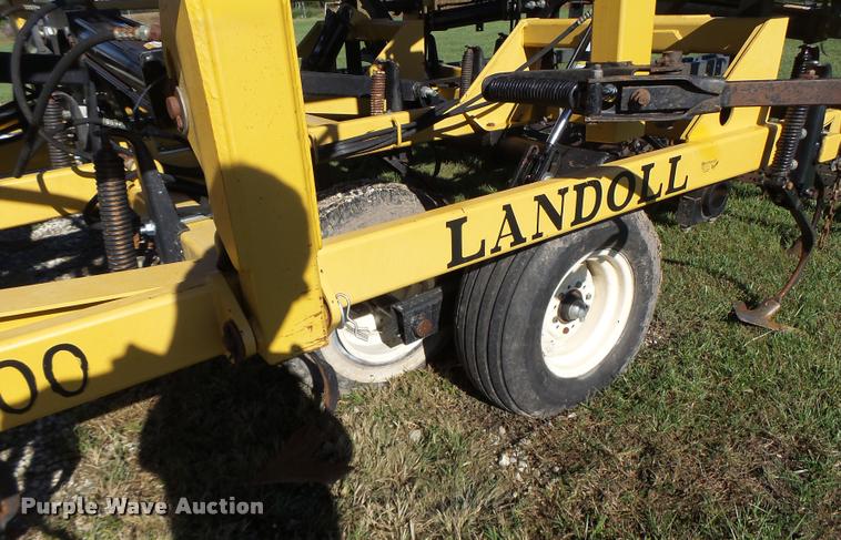 image for item K5671 Landoll 9800 field cultivator
