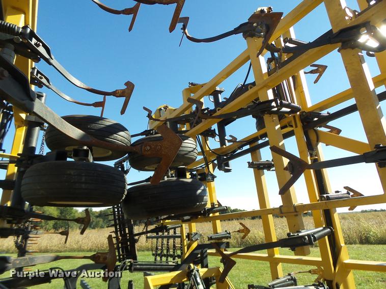 image for item K5671 Landoll 9800 field cultivator