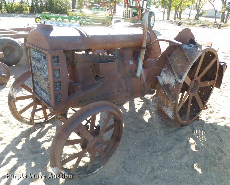 image for item L3334 Fordson tractor
