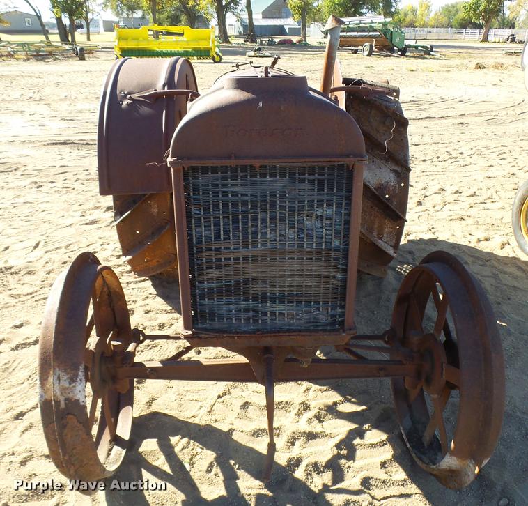 image for item L3334 Fordson tractor