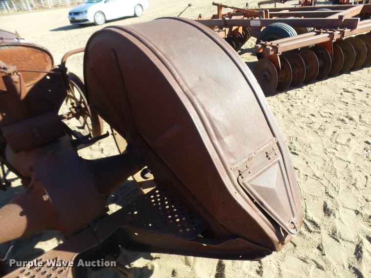 image for item L3334 Fordson tractor