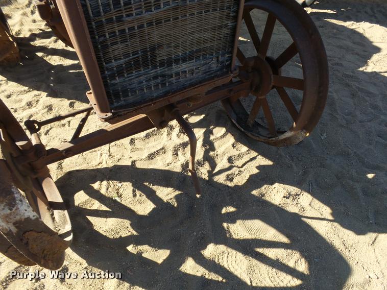 image for item L3334 Fordson tractor