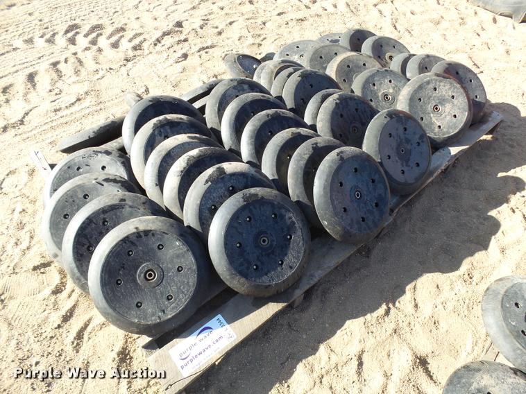 (40) 14" diameter press wheels in Kinsley, KS Item L3344 sold