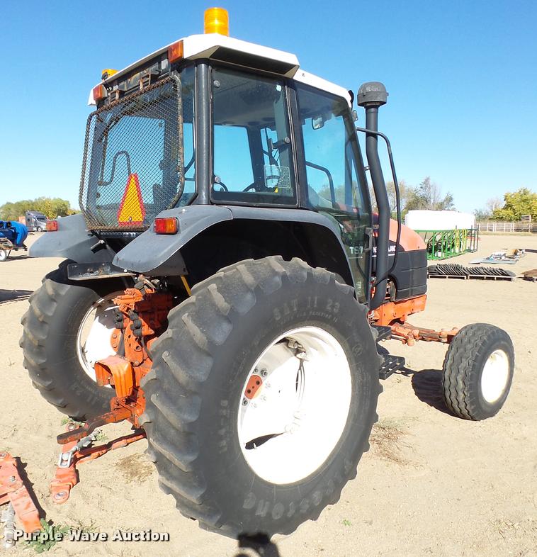 image for item L3353 1999 New Holland TS100 tractor