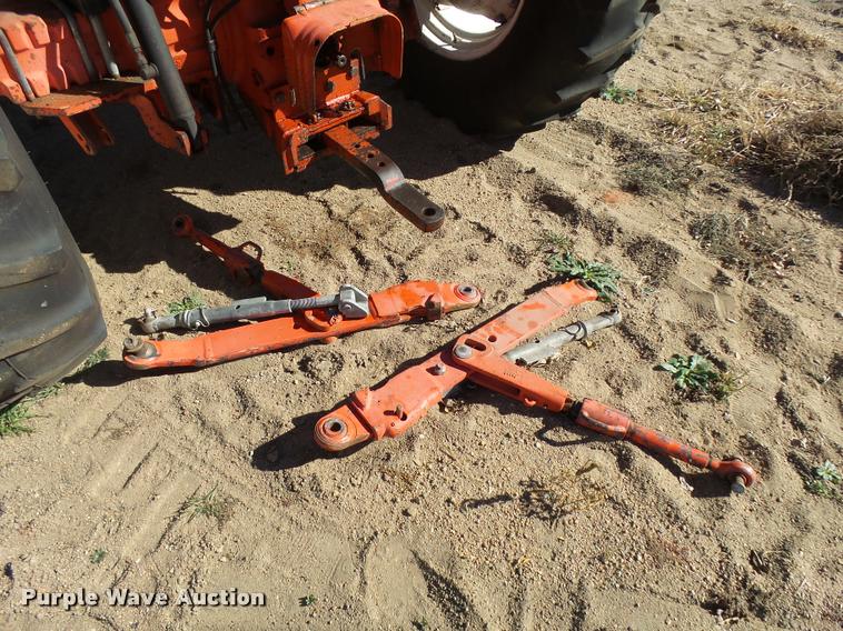 image for item L3353 1999 New Holland TS100 tractor