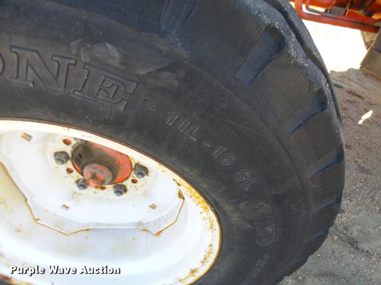 image for item L3353 1999 New Holland TS100 tractor