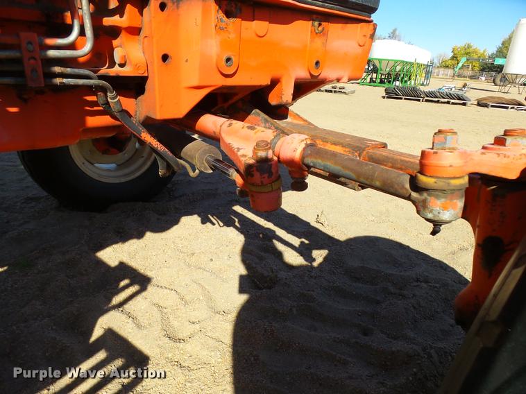 image for item L3353 1999 New Holland TS100 tractor