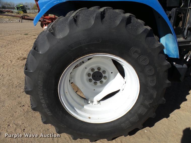 image for item L3355 2002 New Holland TS100 tractor