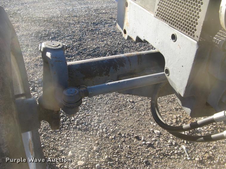 image for item L3895 New Holland 3930 tractor