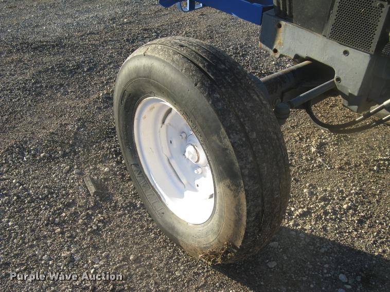 image for item L3895 New Holland 3930 tractor