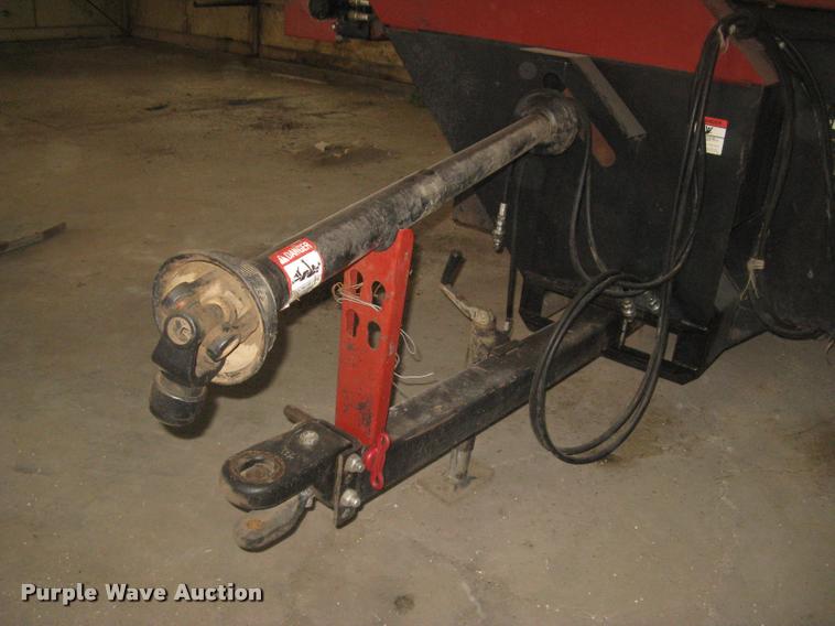 image for item L3898 DewEze Rotoslicer bale processor