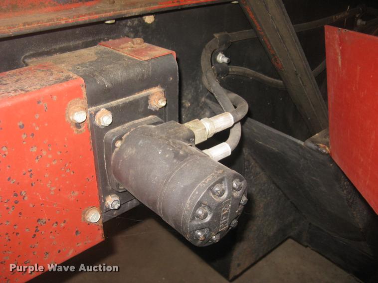 image for item L3898 DewEze Rotoslicer bale processor