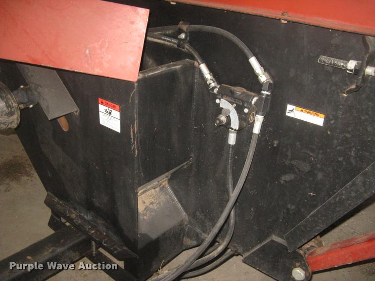 image for item L3898 DewEze Rotoslicer bale processor