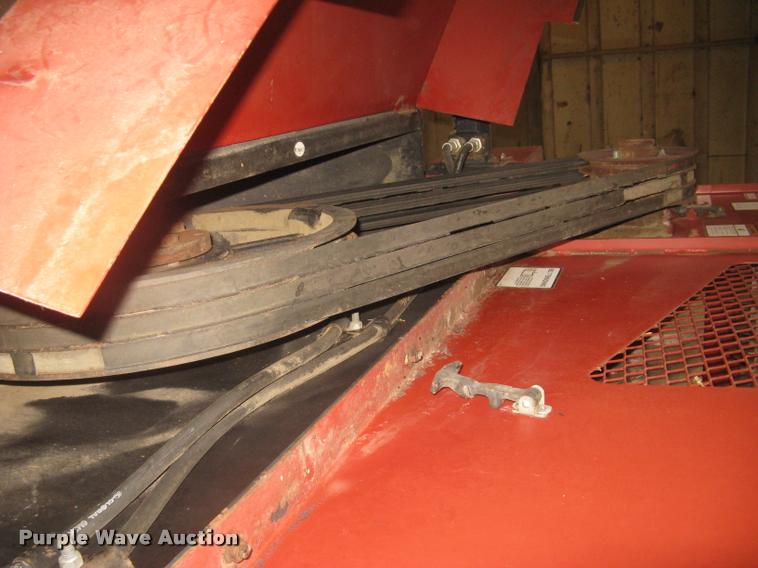 image for item L3898 DewEze Rotoslicer bale processor