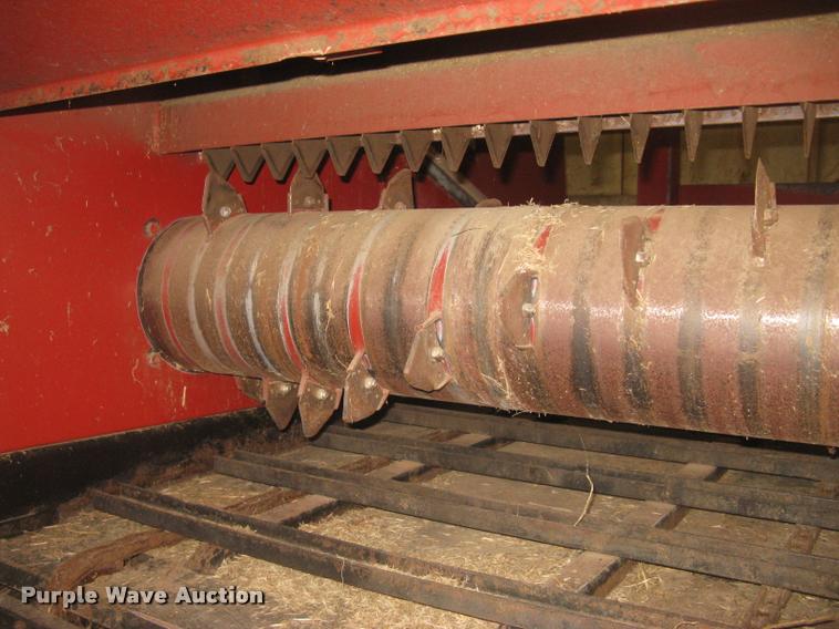 image for item L3898 DewEze Rotoslicer bale processor