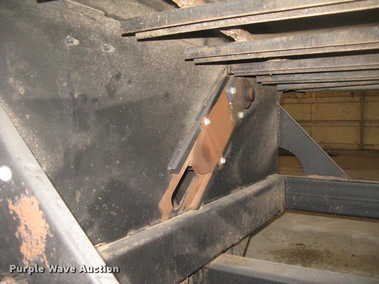 image for item L3898 DewEze Rotoslicer bale processor