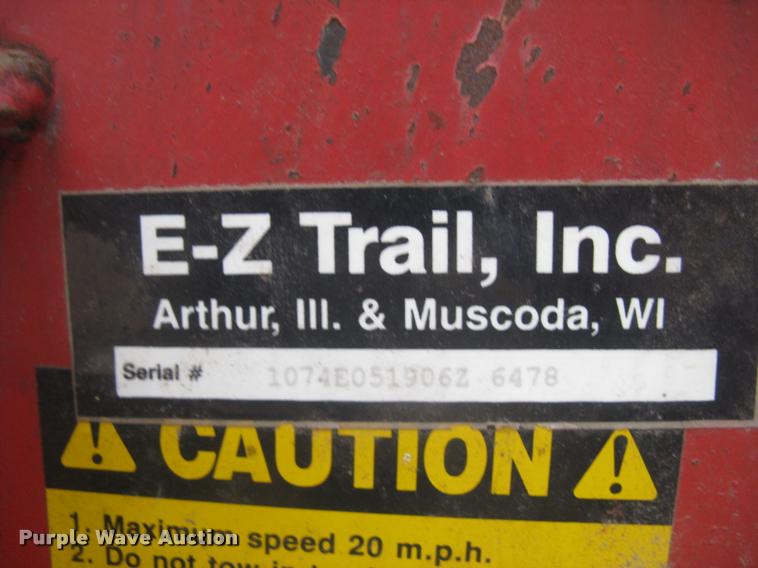 image for item L3899 Unverferth 375 grain wagon