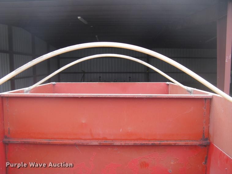 image for item L3899 Unverferth 375 grain wagon