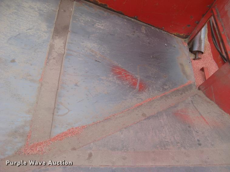 image for item L3899 Unverferth 375 grain wagon