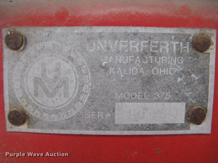 image for item L3899 Unverferth 375 grain wagon