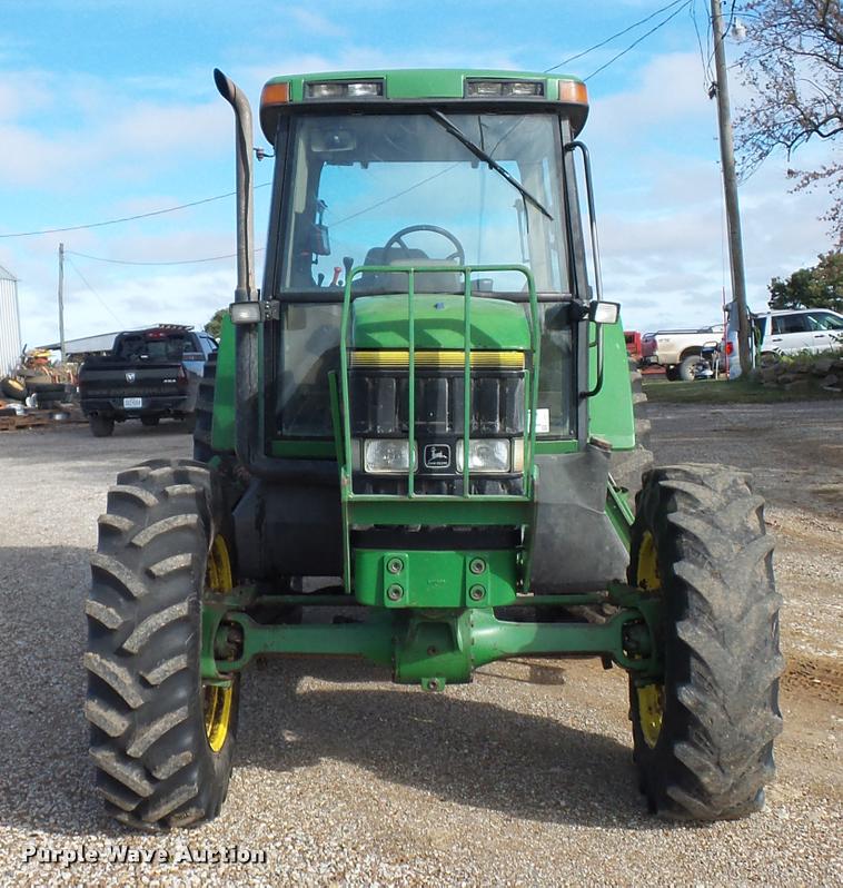 image for item L4371 1994 John Deere 7400 MFWD tractor