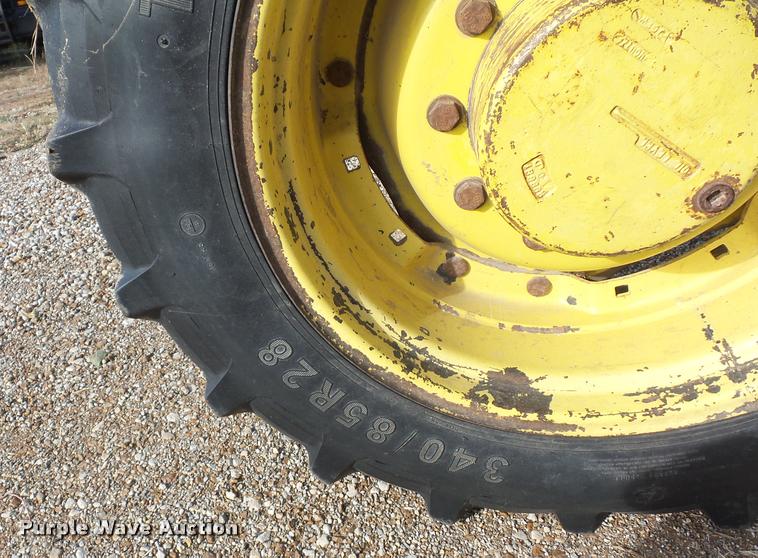 image for item L4371 1994 John Deere 7400 MFWD tractor