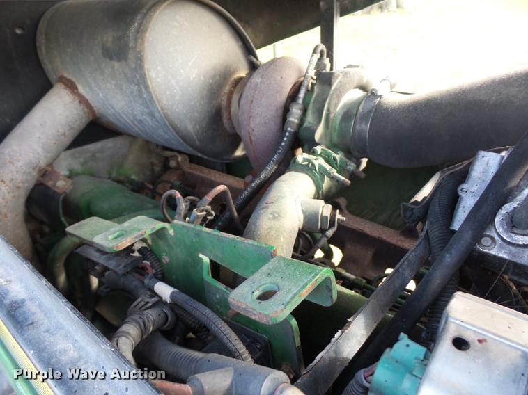 image for item L4371 1994 John Deere 7400 MFWD tractor