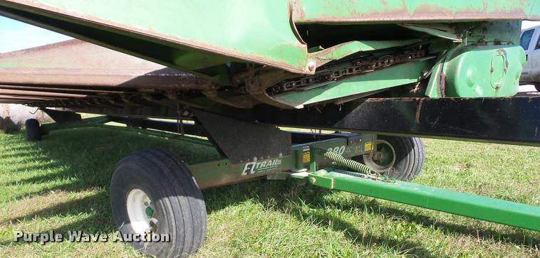 image for item L4374 John Deere 1243 corn head