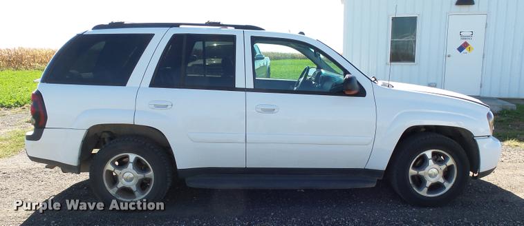 image for item AL9088 2005 Chevrolet TrailBlazer LT SUV