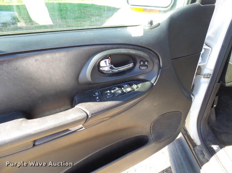 image for item AL9088 2005 Chevrolet TrailBlazer LT SUV