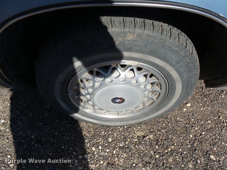 image for item AL9090 1991 Buick Park Avenue