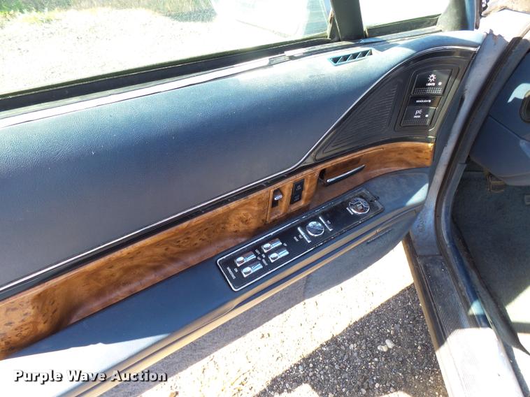 image for item AL9090 1991 Buick Park Avenue