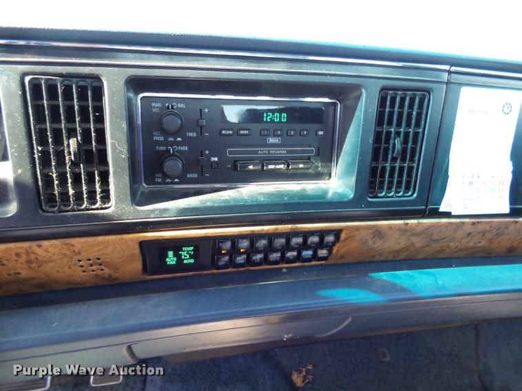 image for item AL9090 1991 Buick Park Avenue