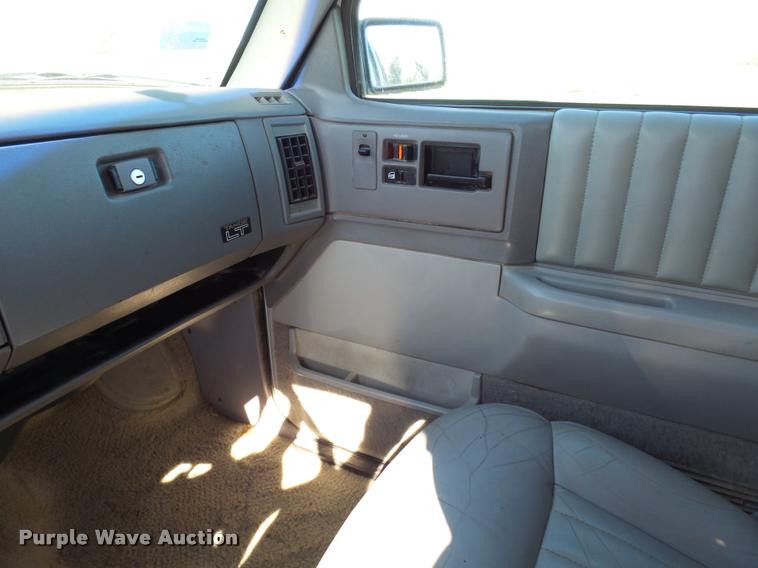 image for item AL9091 1993 Chevrolet S10 Blazer LT SUV