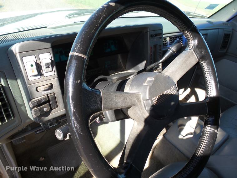 image for item AL9091 1993 Chevrolet S10 Blazer LT SUV