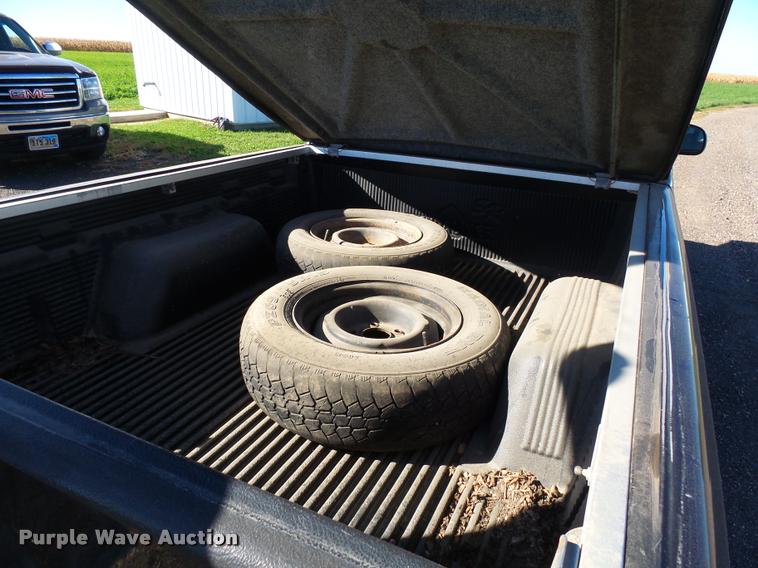 image for item AL9095 1996 Chevrolet S10 Ext. Cab pickup truck