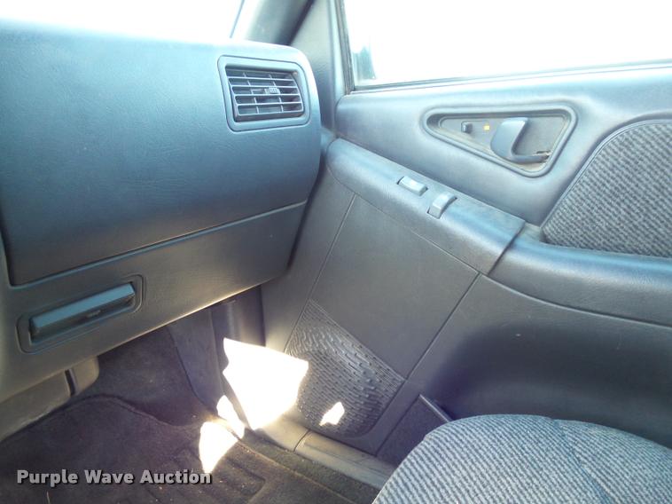 image for item AL9095 1996 Chevrolet S10 Ext. Cab pickup truck