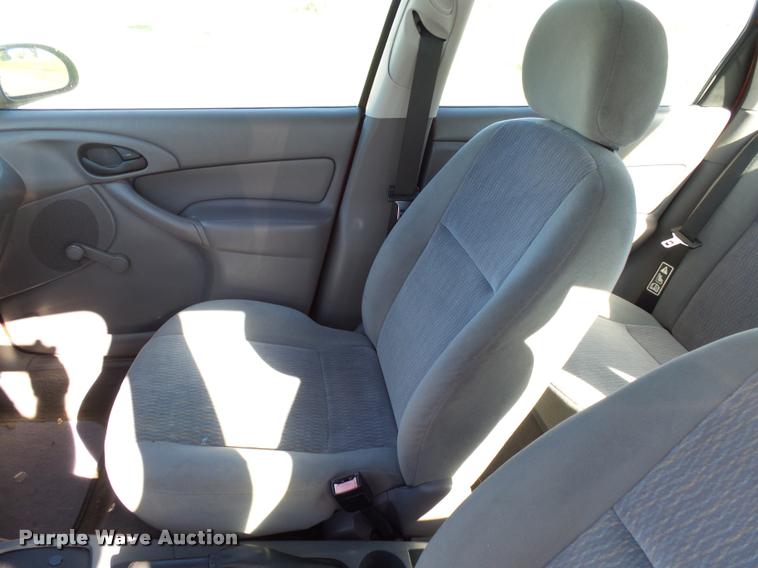 image for item AL9096 2001 Ford Focus