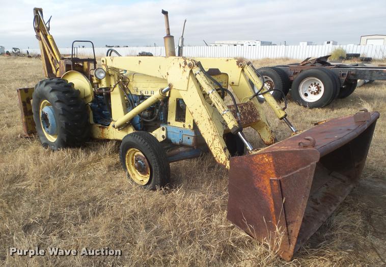 image for item AP9611 Ford 450 backhoe