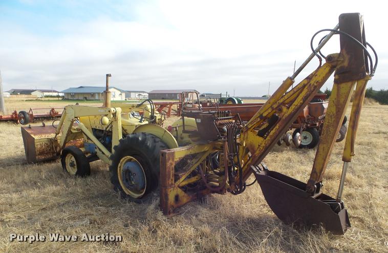 image for item AP9611 Ford 450 backhoe