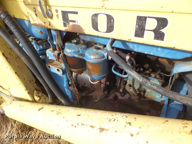 image for item AP9611 Ford 450 backhoe