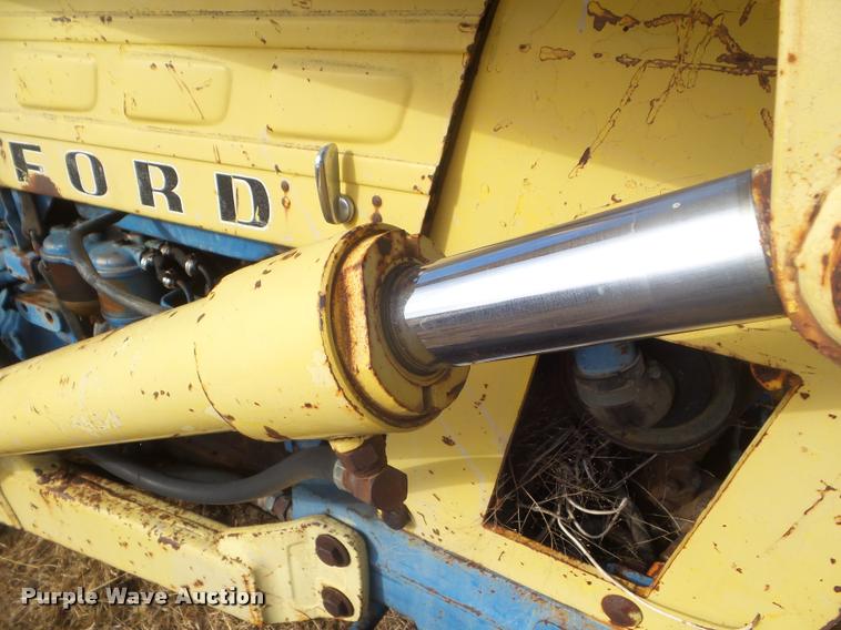 image for item AP9611 Ford 450 backhoe