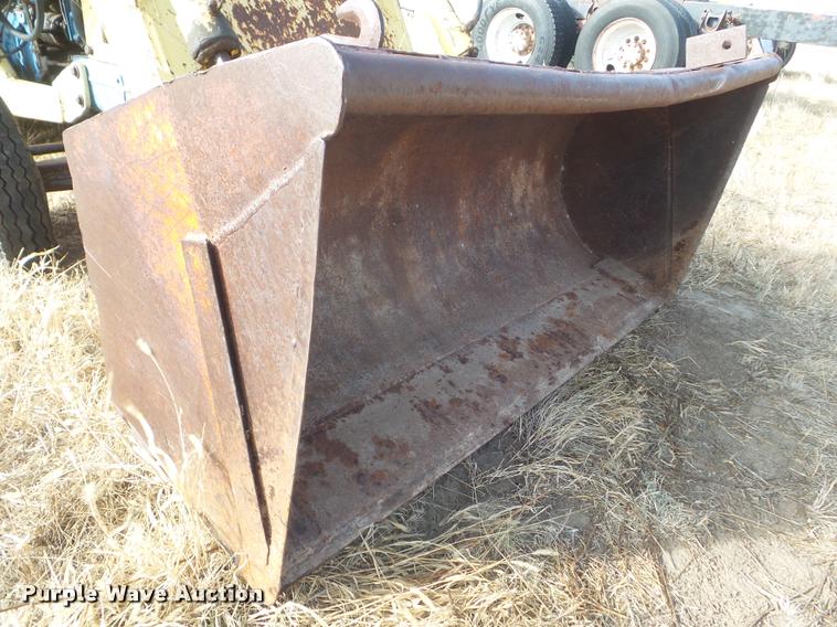 image for item AP9611 Ford 450 backhoe