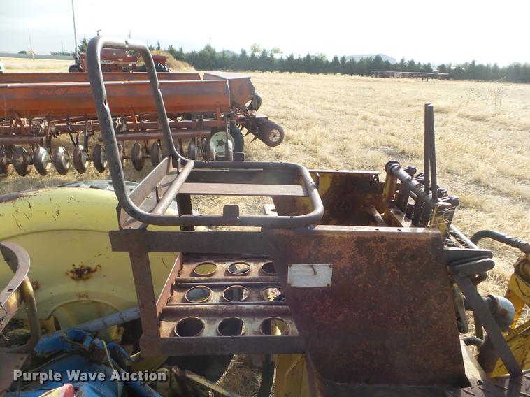 image for item AP9611 Ford 450 backhoe