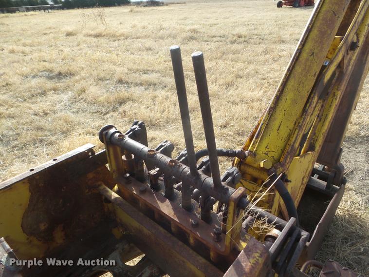 image for item AP9611 Ford 450 backhoe