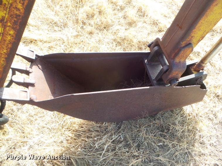 image for item AP9611 Ford 450 backhoe