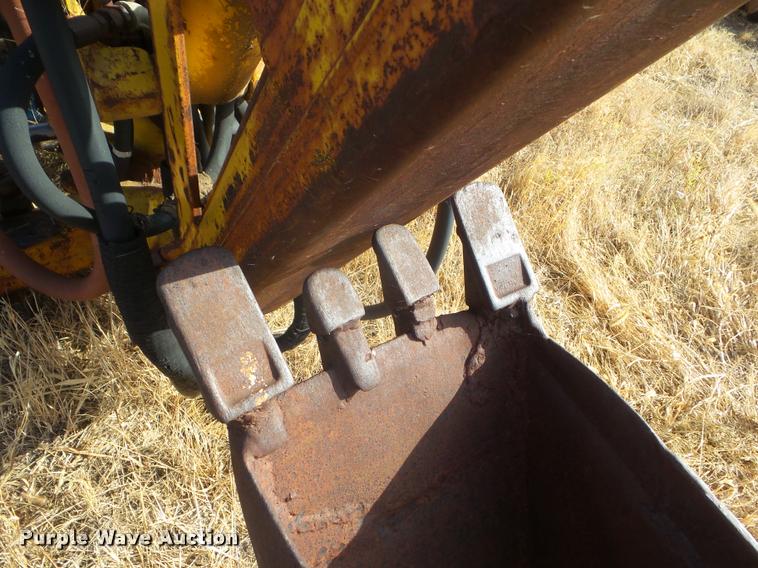 image for item AP9611 Ford 450 backhoe