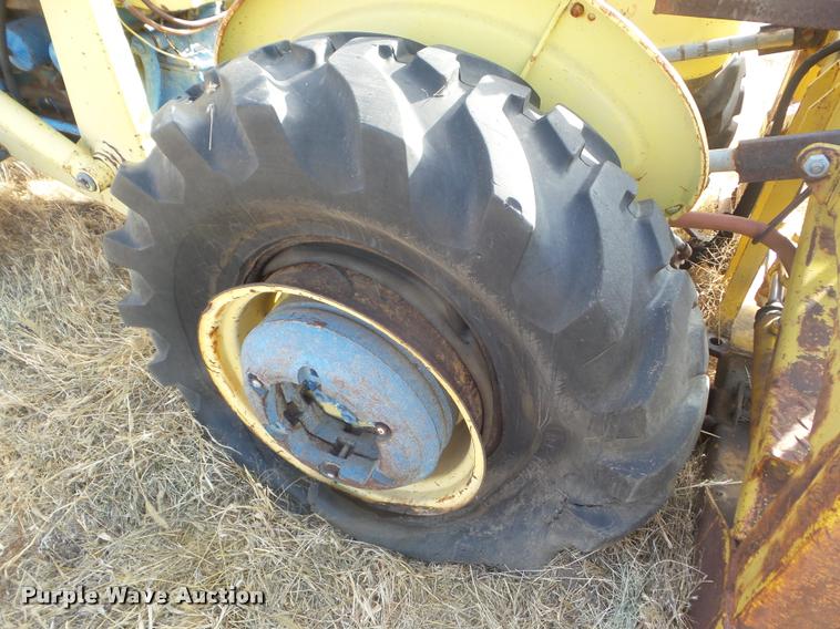 image for item AP9611 Ford 450 backhoe