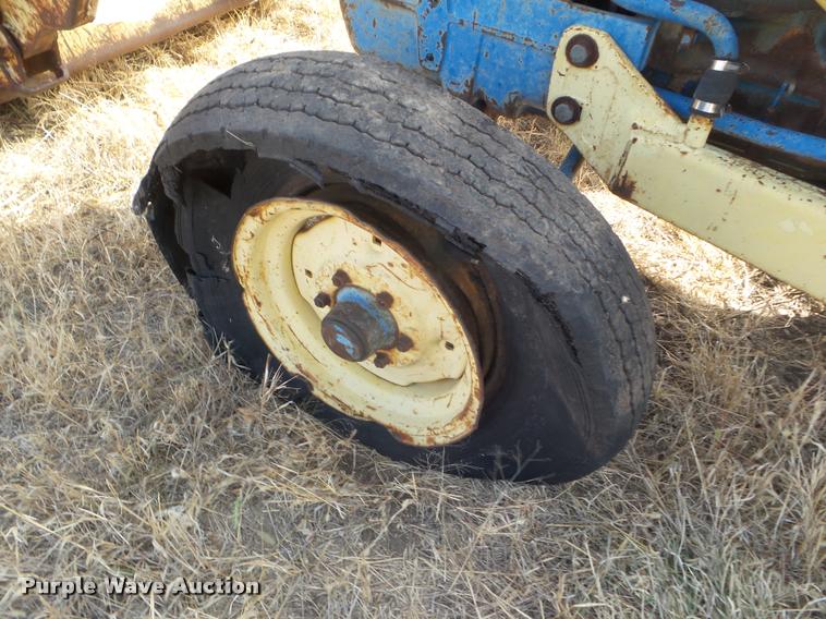 image for item AP9611 Ford 450 backhoe