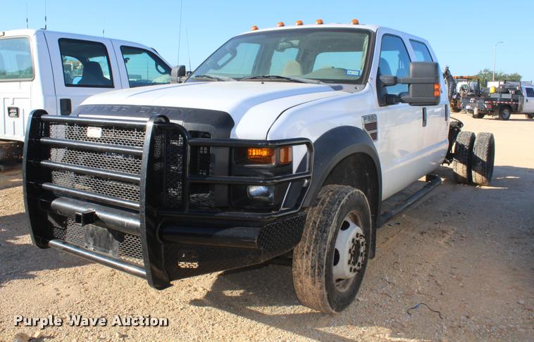 image for item AQ9524 2008 Ford F550 Crew Cab truck cab and chassis